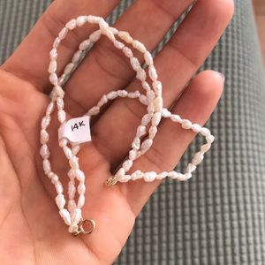 Beautiful pearl bracelet with 14k clasp